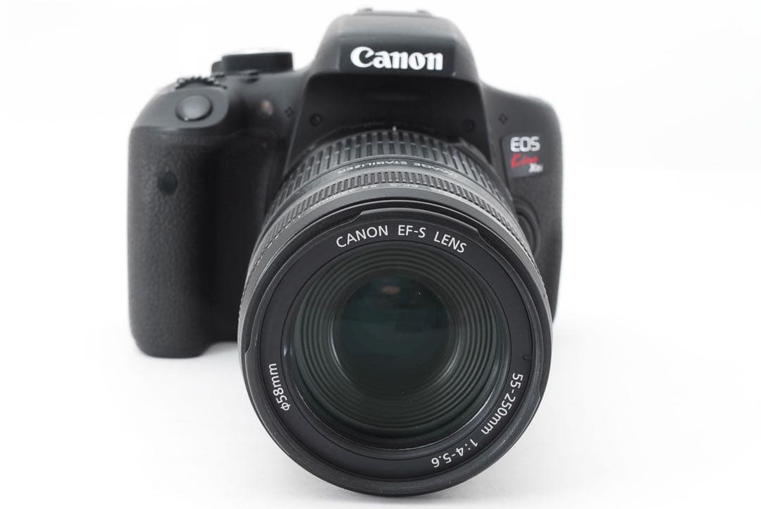 一眼レフカメラCanon EOS Kiss X8i 標準&望遠ダブルレンズセット
