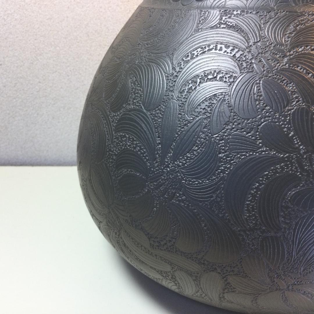陶芸　手作り陶器　飾り花瓶　菊図柄