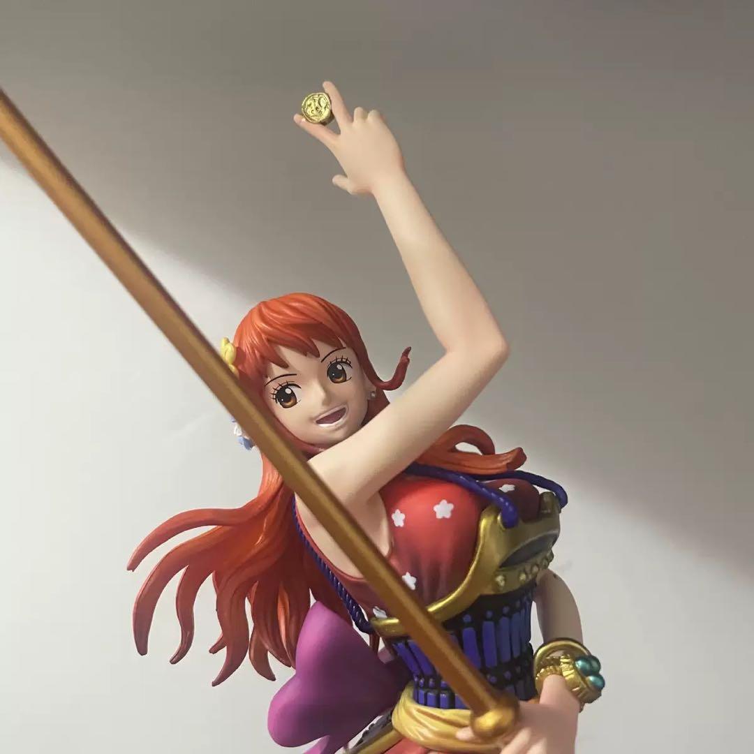 ONE PIECE ワンピース　ナミ　高さ30cm 海外フィギュア