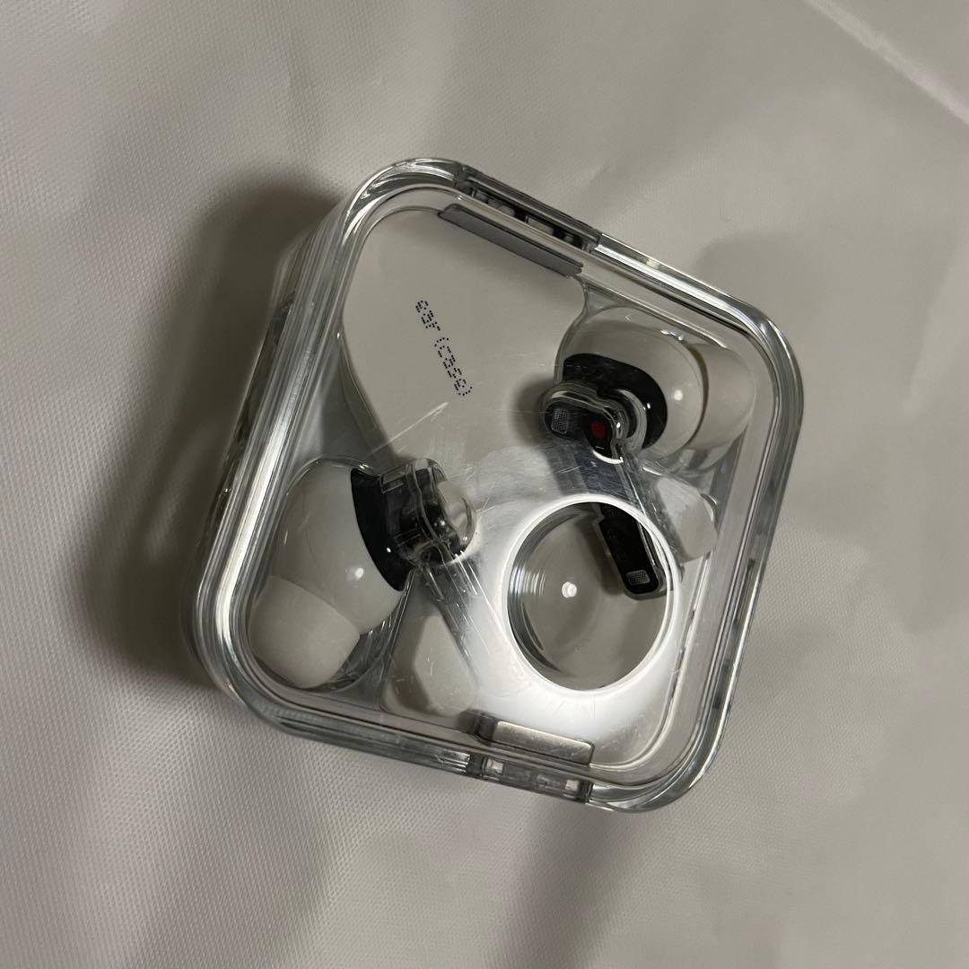 【美品】Nothing Ear (2) ワイヤレスイヤホン