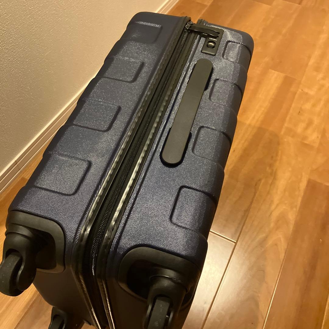 無印良品　36Ｌ　キャリーケース　紺色　機内持込可