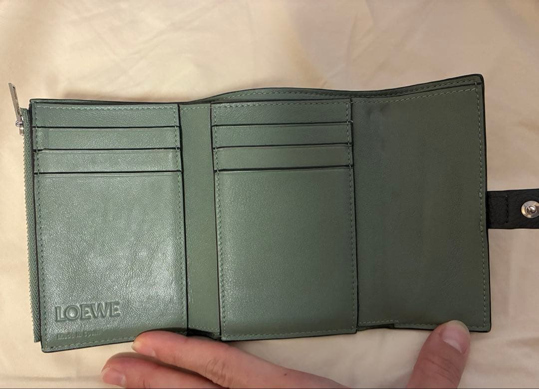 LOEWE ロエベ 三つ折り財布