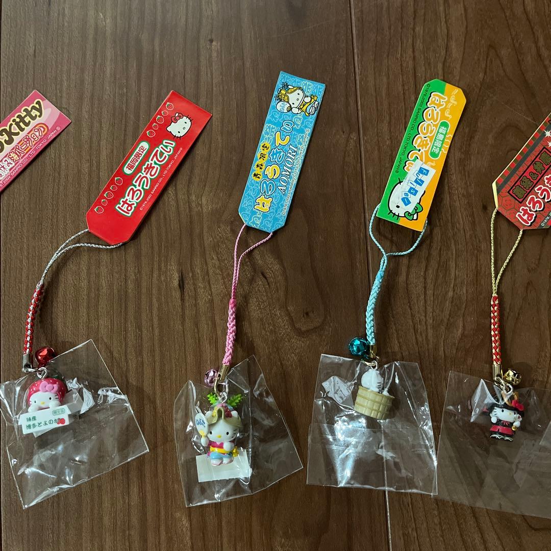 ハローキティ　ご当地ストラップ