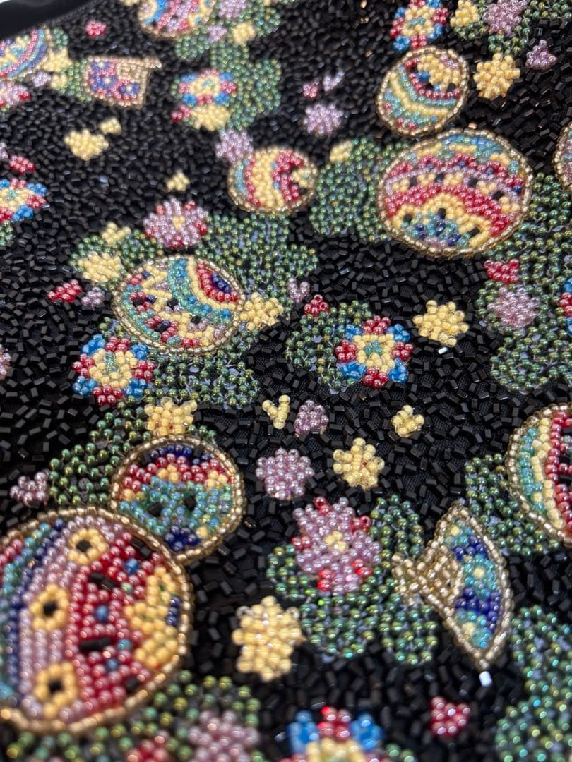 LUMY　はしもと　ハンドバッグ　皇室御用達　高級　ビーズバック