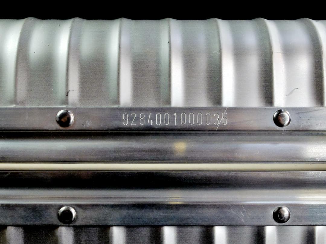 リモワ 928.40 『トパーズ』2輪TSA ビジネス・トロリー 28L 青ロゴ