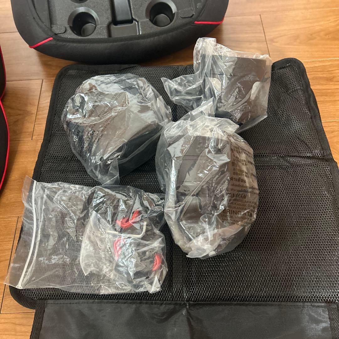 RECARO 車用チャイルドシート ブラック/レッド　（専用）