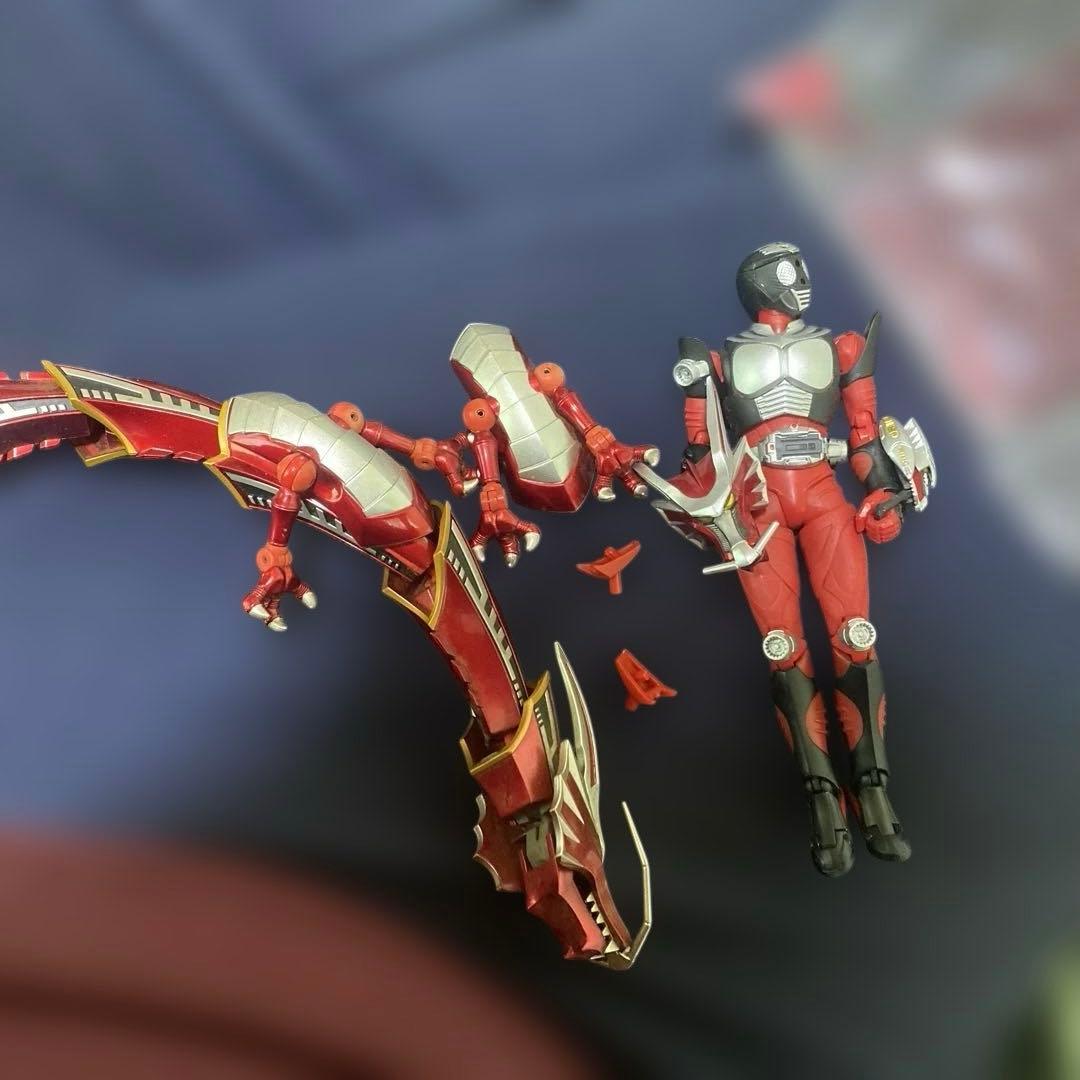 sh フィギュアーツ　龍騎　　ジャンク