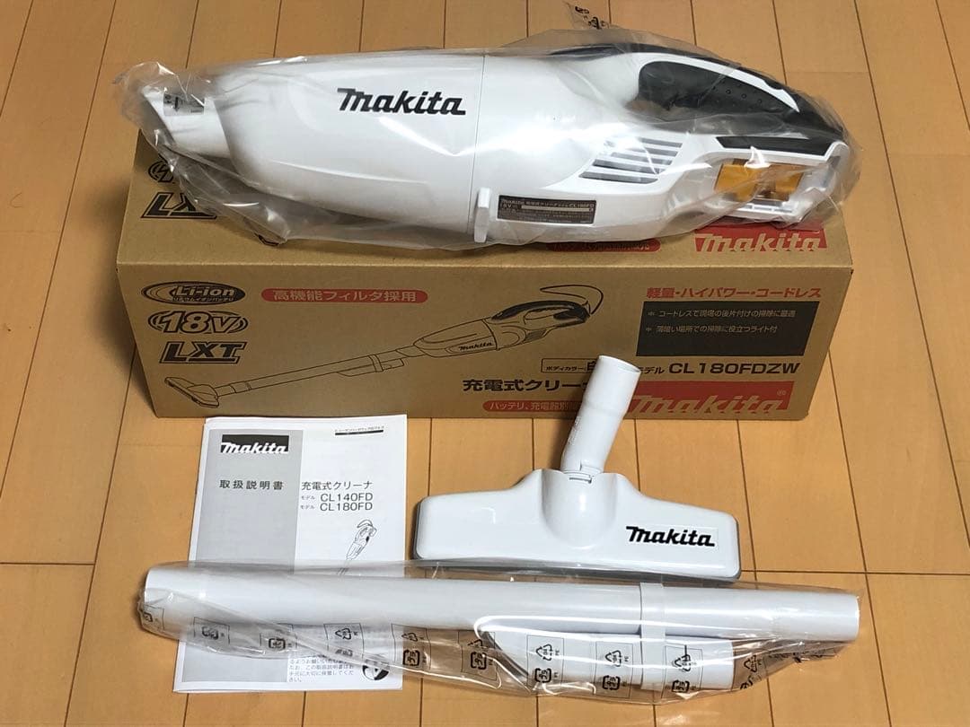 【新品】マキタ 18V //クリーナー、カプセル式 掃除機 コードレス！