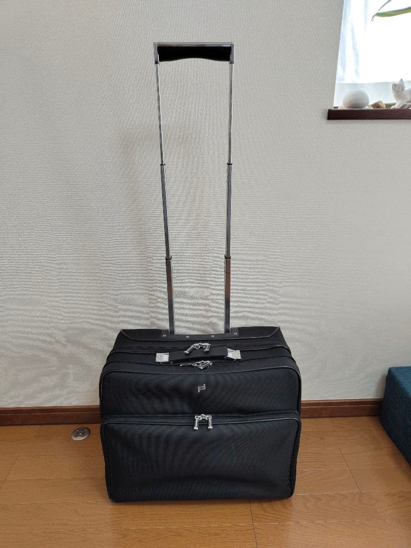 【ANKOさま用】キャリーバッグ　ポルシェデザイン　ロードスター3.0　出張