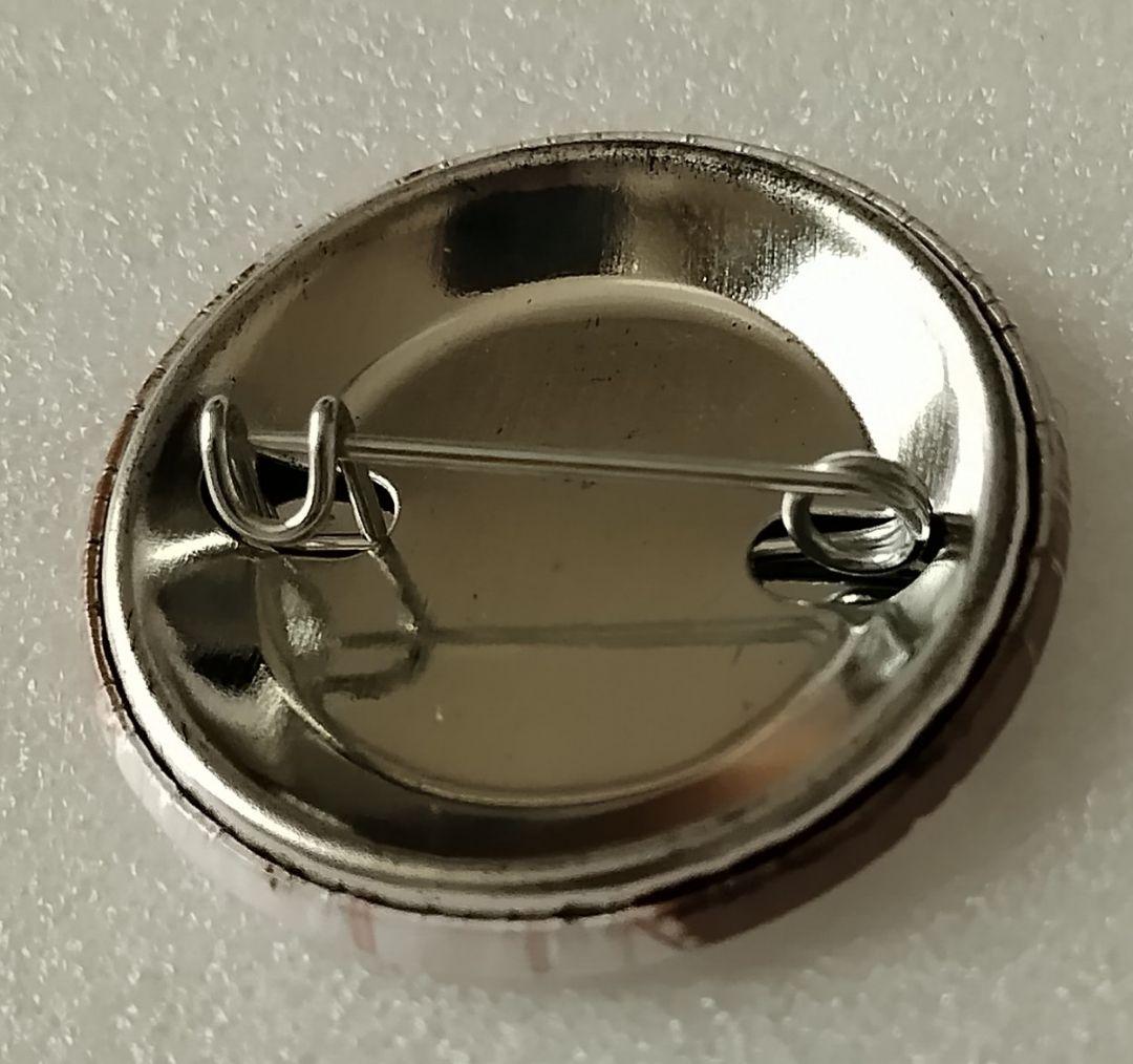 e➕Fate➕ イリヤスフィール・フォン・アインツベルン　ちらし寿司　缶バッジ