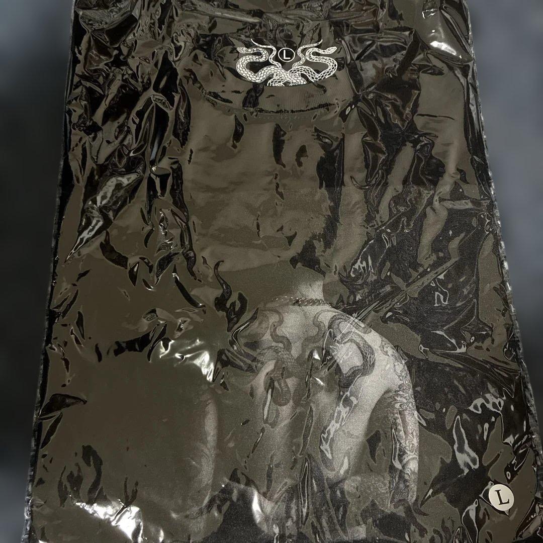 knosis ブラック Lサイズ エンブレム Tシャツ