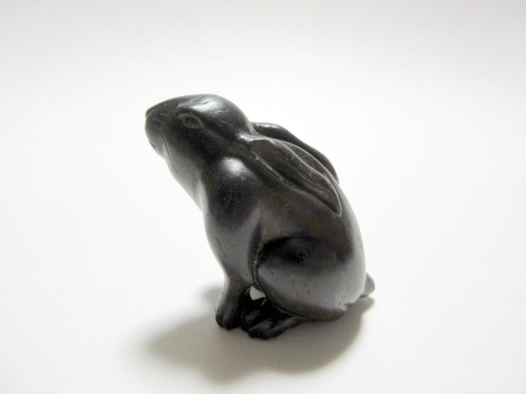 うさぎ 堤物 根付 木製 木彫 兎 Netsuke / アンティーク