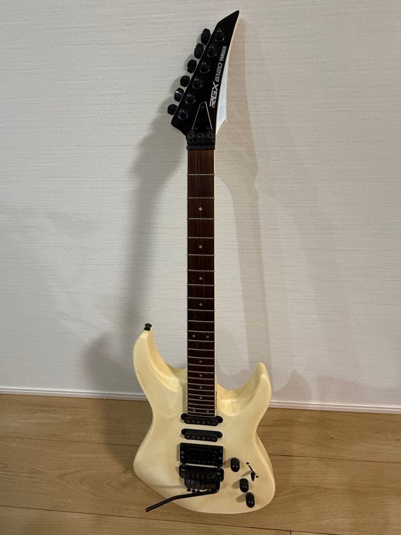 RGX6120 アイボリー エレキギターYAMAHA