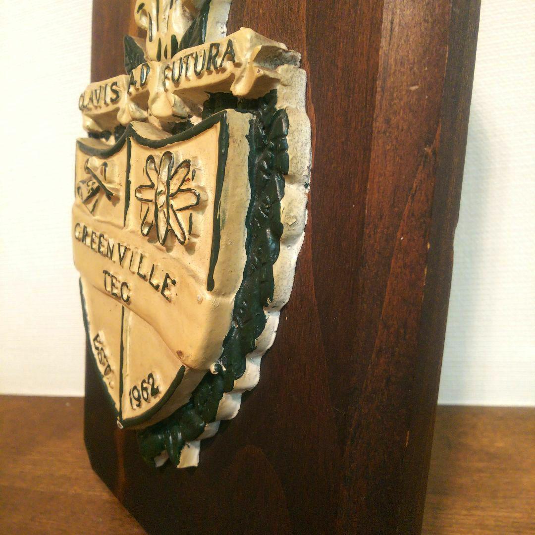 ヴィンテージ 手彫り 木製 盾 カレッジ USNavy エンブレム 英国製 ３点