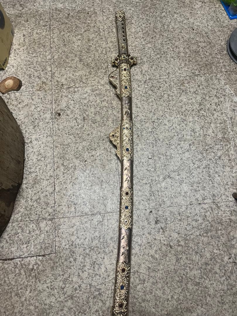 国宝梨地螺鈿金装飾剣、梨地螺鈿金装飾剣、模造刀、レプリカ、金メッキ