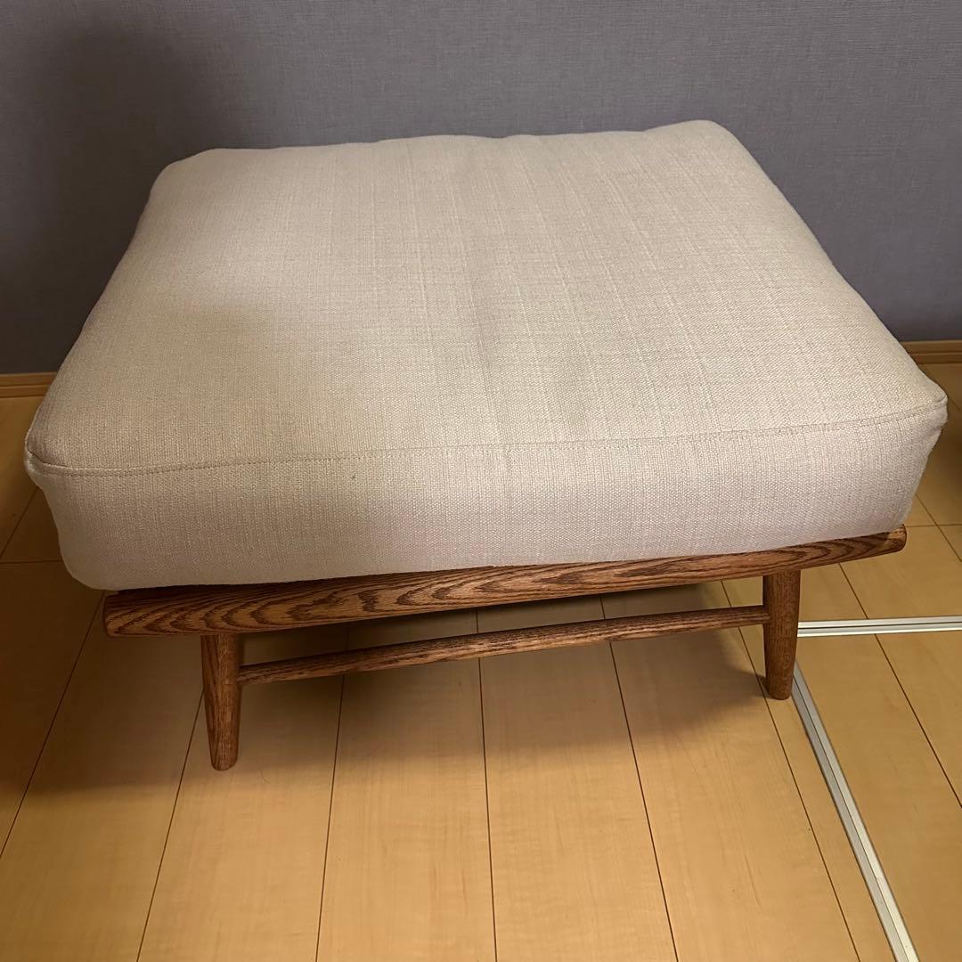 モモナチュラル　オットマン