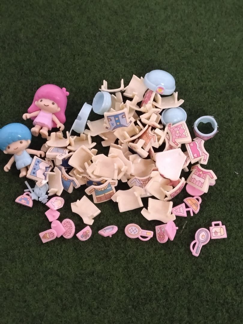 キキララ　着せ替え玩具