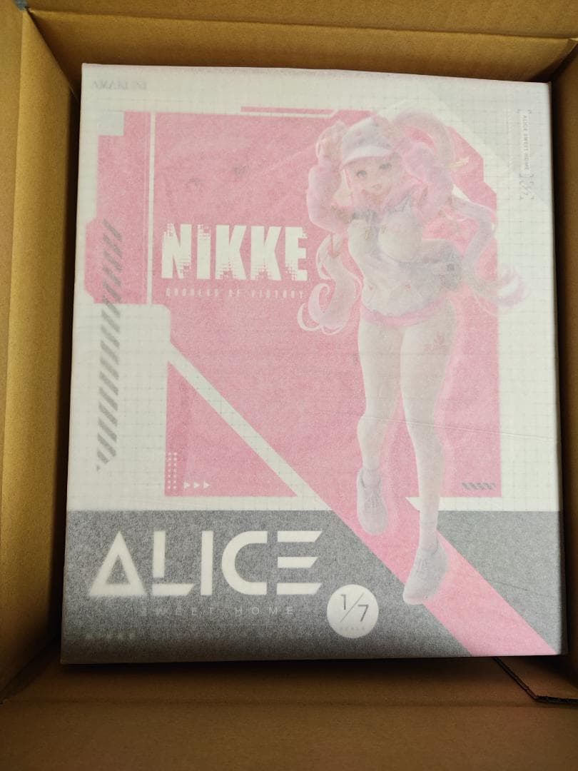 【限定版】　フィギュア　AMAKUNI　アリス　NIKKE