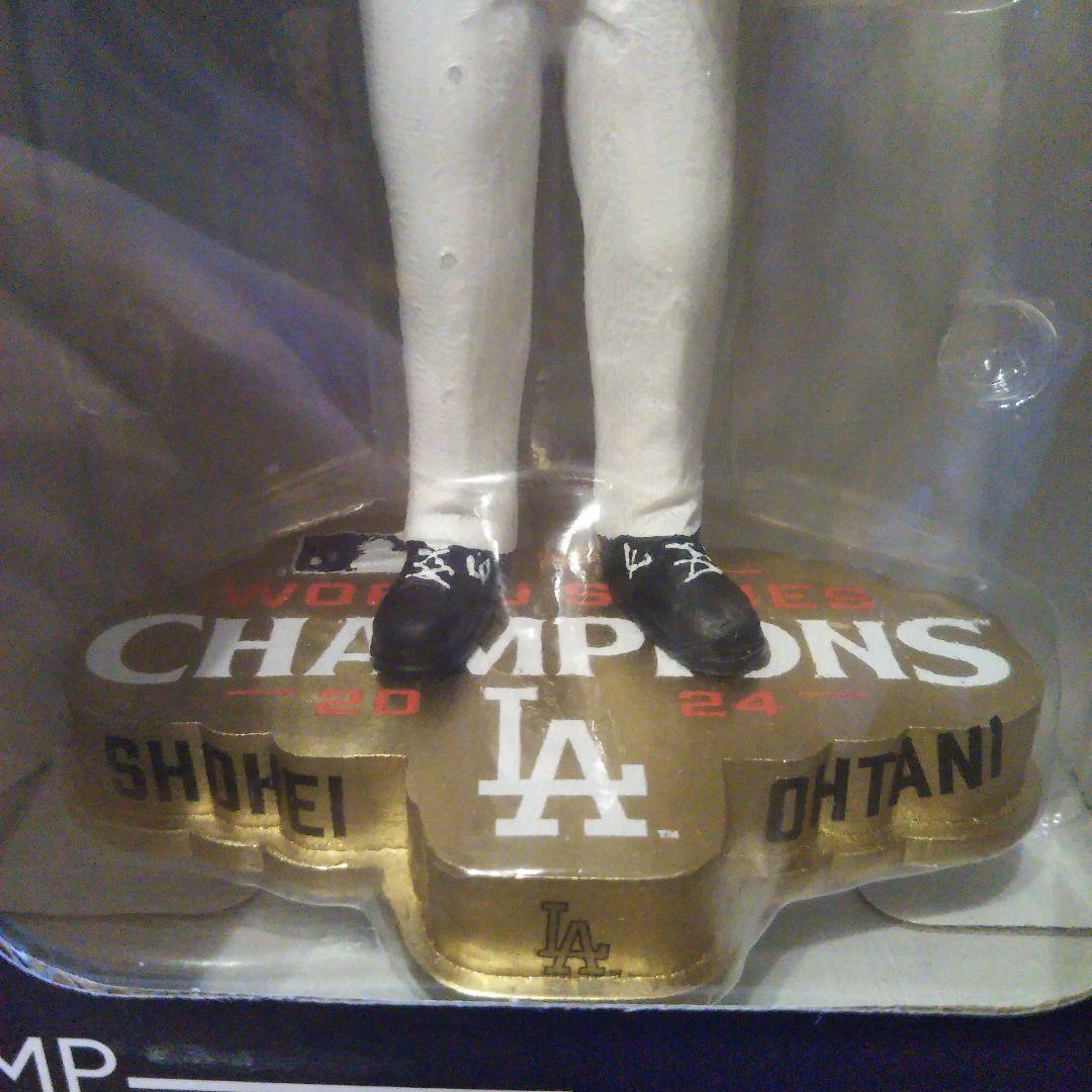 【新品】大谷翔平　2024WSチャンピオン ボブルヘッド　金台座！