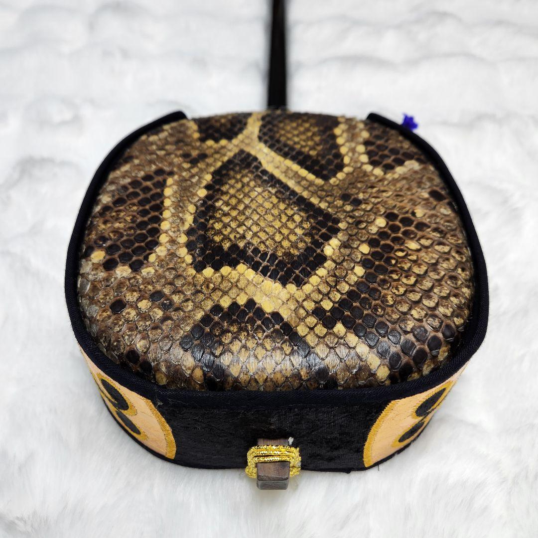 【美品】沖縄三線　守礼印　本蛇革　教本 バチ ムデ 弦 ケース　セット お得