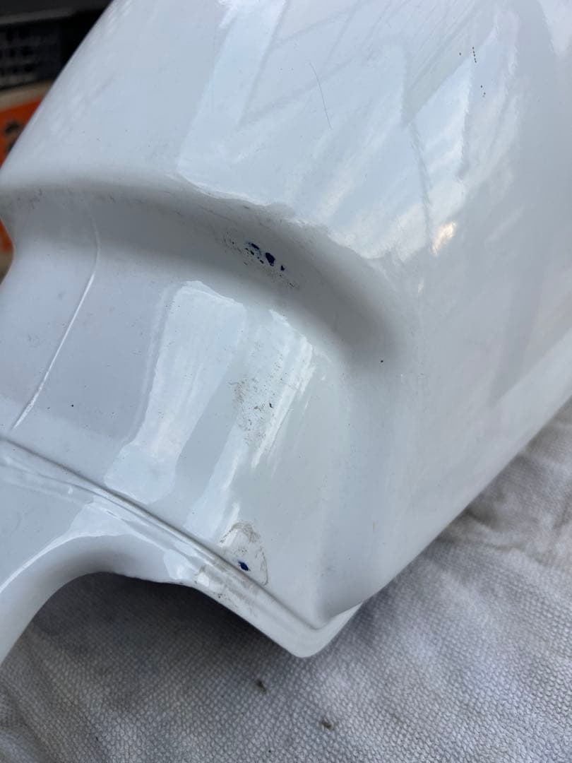 ホンダ　HONDA FTR223 新車外しタンク　純正トリコロール