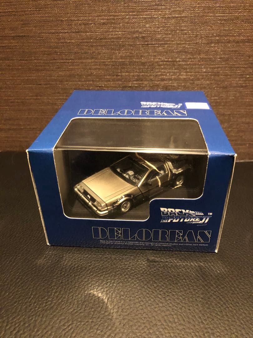 1/43ダイキャストムービーコレクション　バックトゥザフューチャーIIデロリアン
