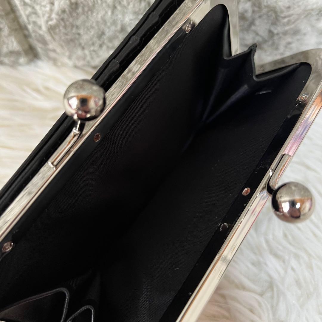 【新品未使用】希少　エピヌ　ハートスタッズ　ウォレット　二つ折り財布