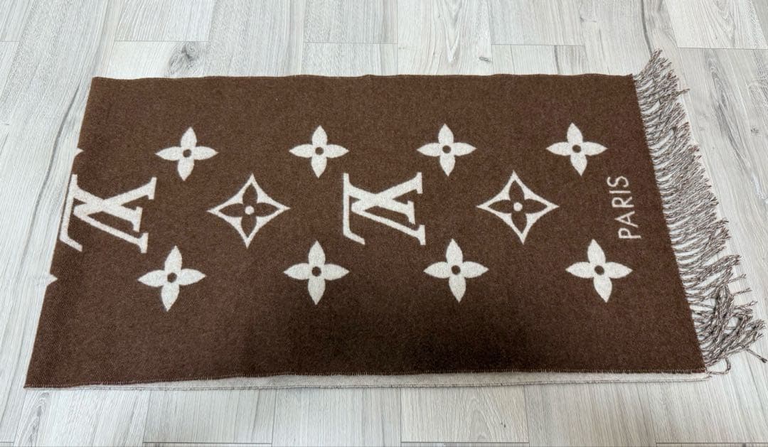 ルイヴィトン モノグラム マフラー