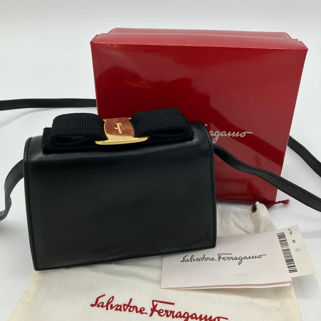 Salvatore Ferragamo ヴァラ ミニ ショルダー バッグ