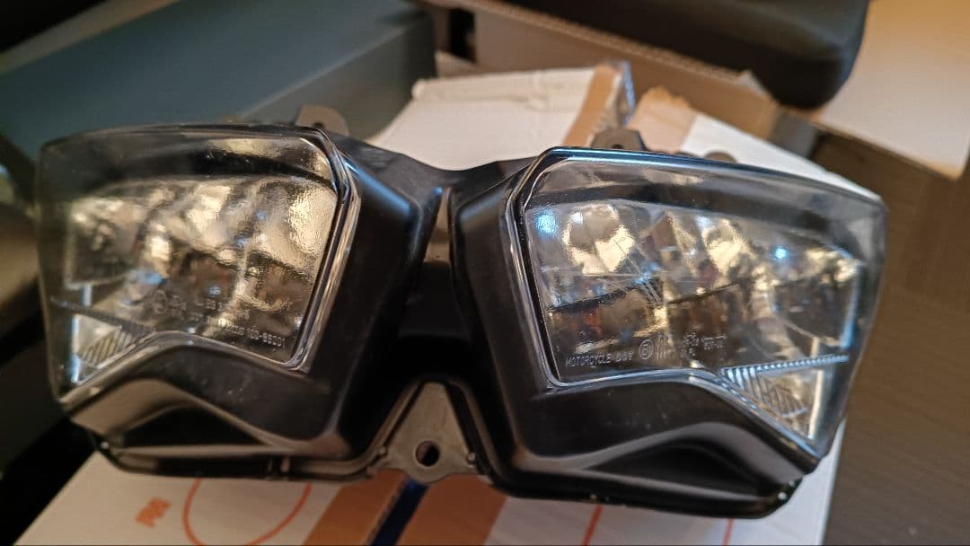 ZX25R 純正ヘッドライト