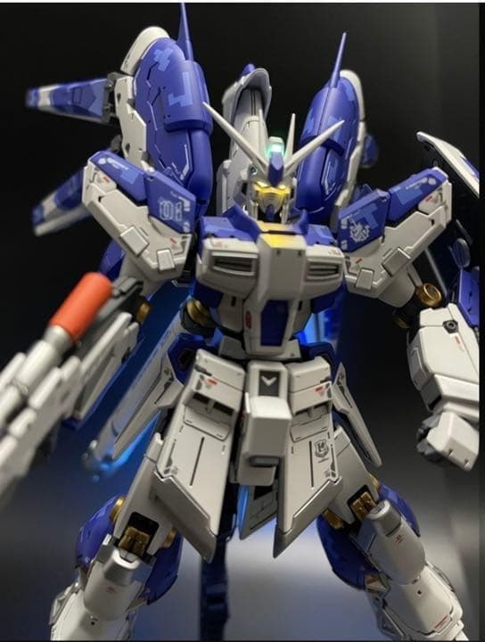 RG Hi-νガンダム&ハイパーメガバズーカランチャー 完成品発光ジオラマ