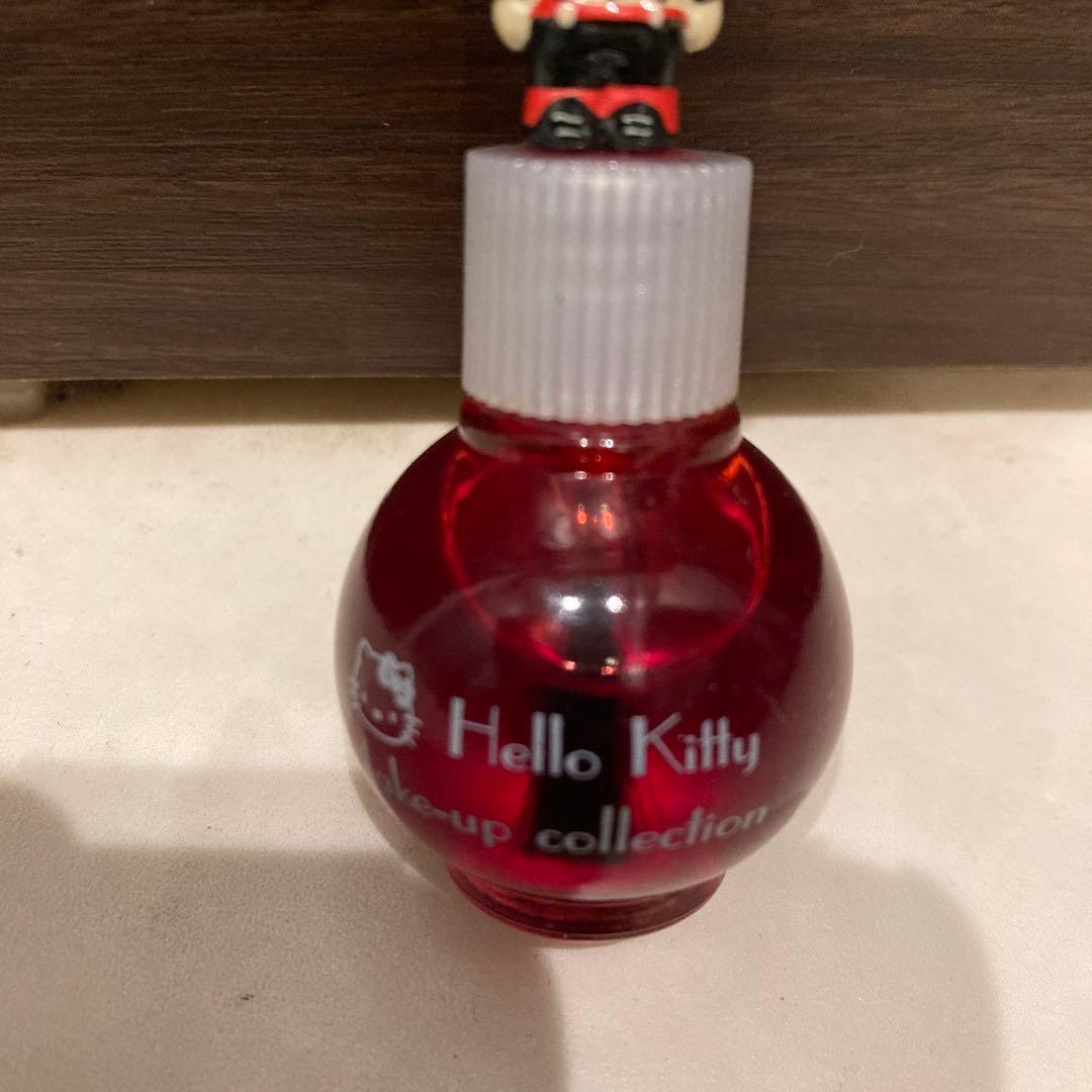 レトロ《2002年 ハローキティ ネイルカラー》当時物コスメ☆マニキュア レッド