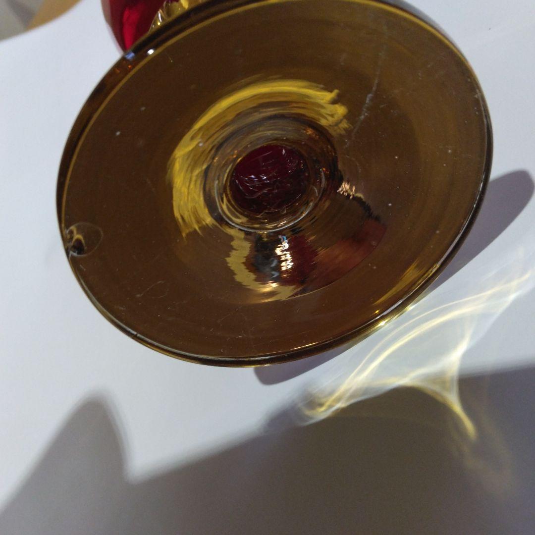 ベネチアングラス　赤と金のガラスグラス 花柄