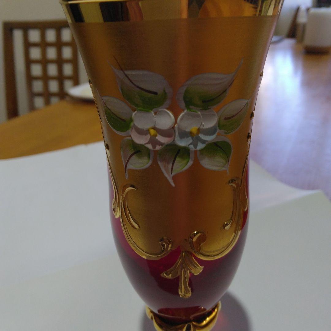 ベネチアングラス　赤と金のガラスグラス 花柄