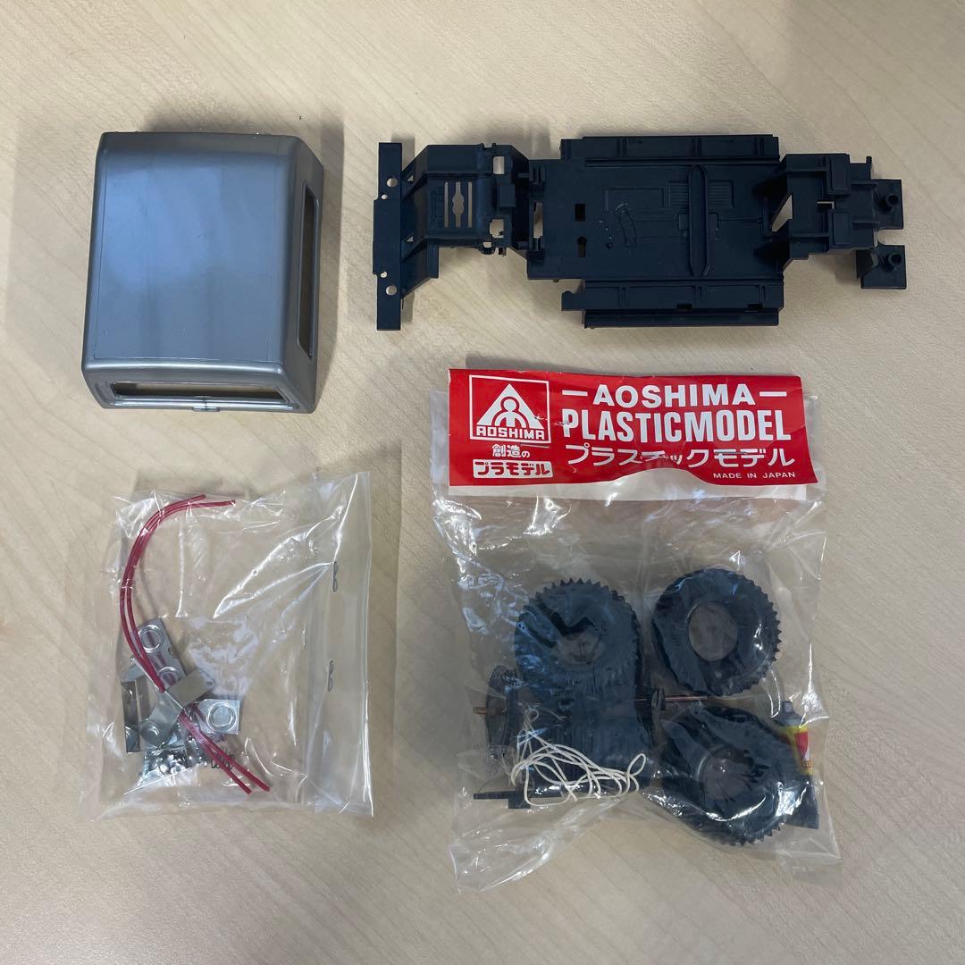 アオシマ　トヨタハイラックス　バルーンタイヤ　プラモデル　未組立品