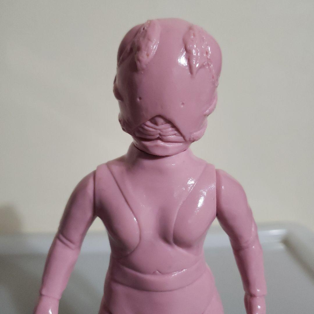 ベアモデル　ソフビ　ウルトラマン　ピット星人