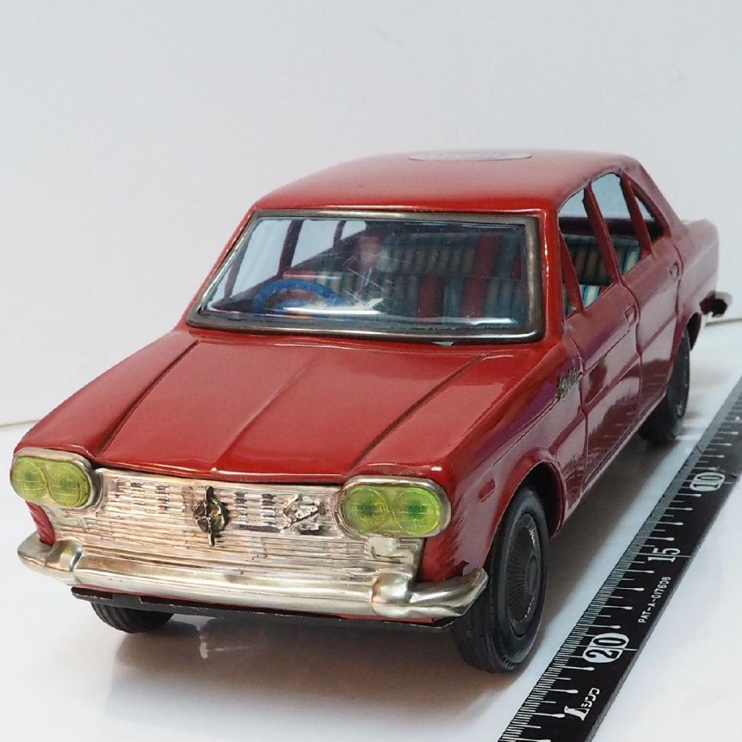 イチコー【日産セドリック スペシャル 赤】当時物ブリキ製 自動車 TIN【箱無】