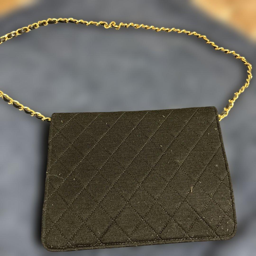 【CHANEL】 キルティング ブラックバッグ