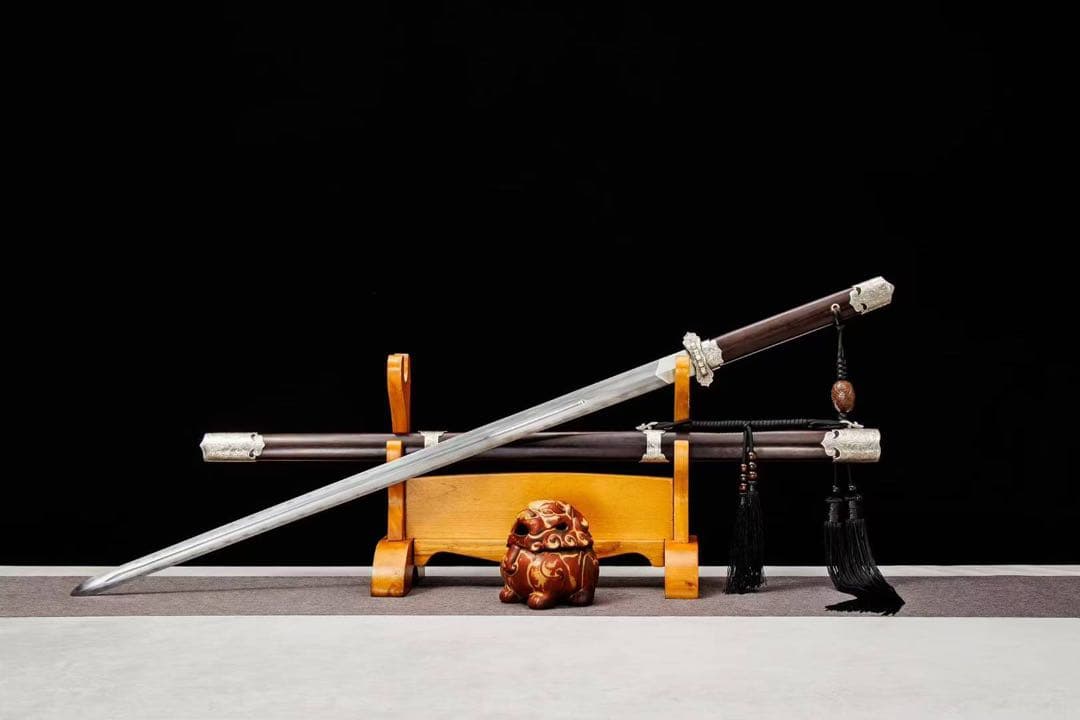 流羽唐剣 巻草紋 模造刀 武具 舞踊刀 古兵器 漢剣 古兵器 太刀 武蔵