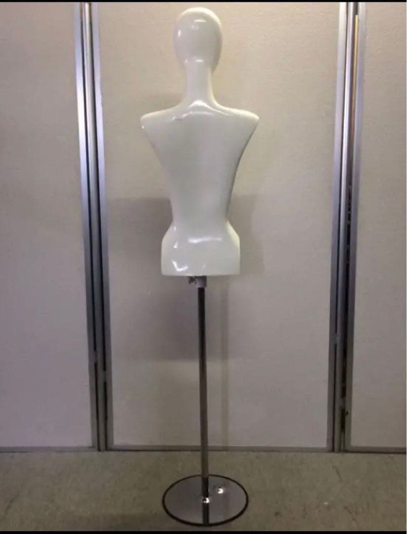 稀有品婦人用トルソー・ボディ・マネキン・白