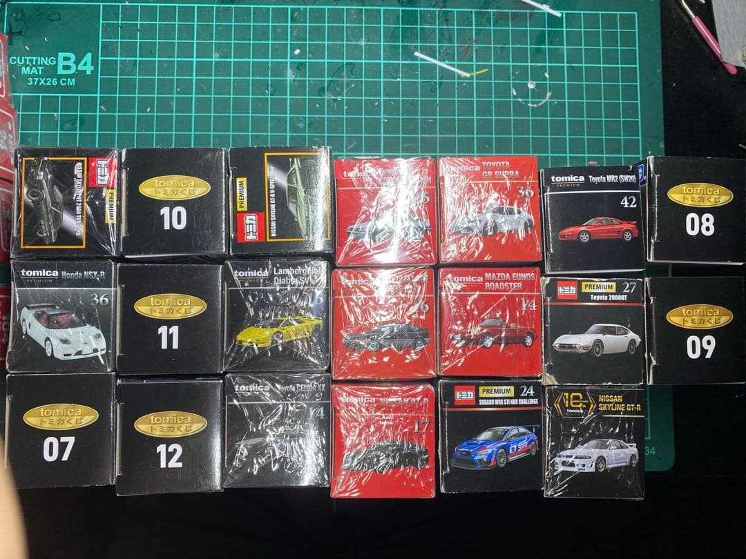 トミカ プレミアム まとめ売り 15台