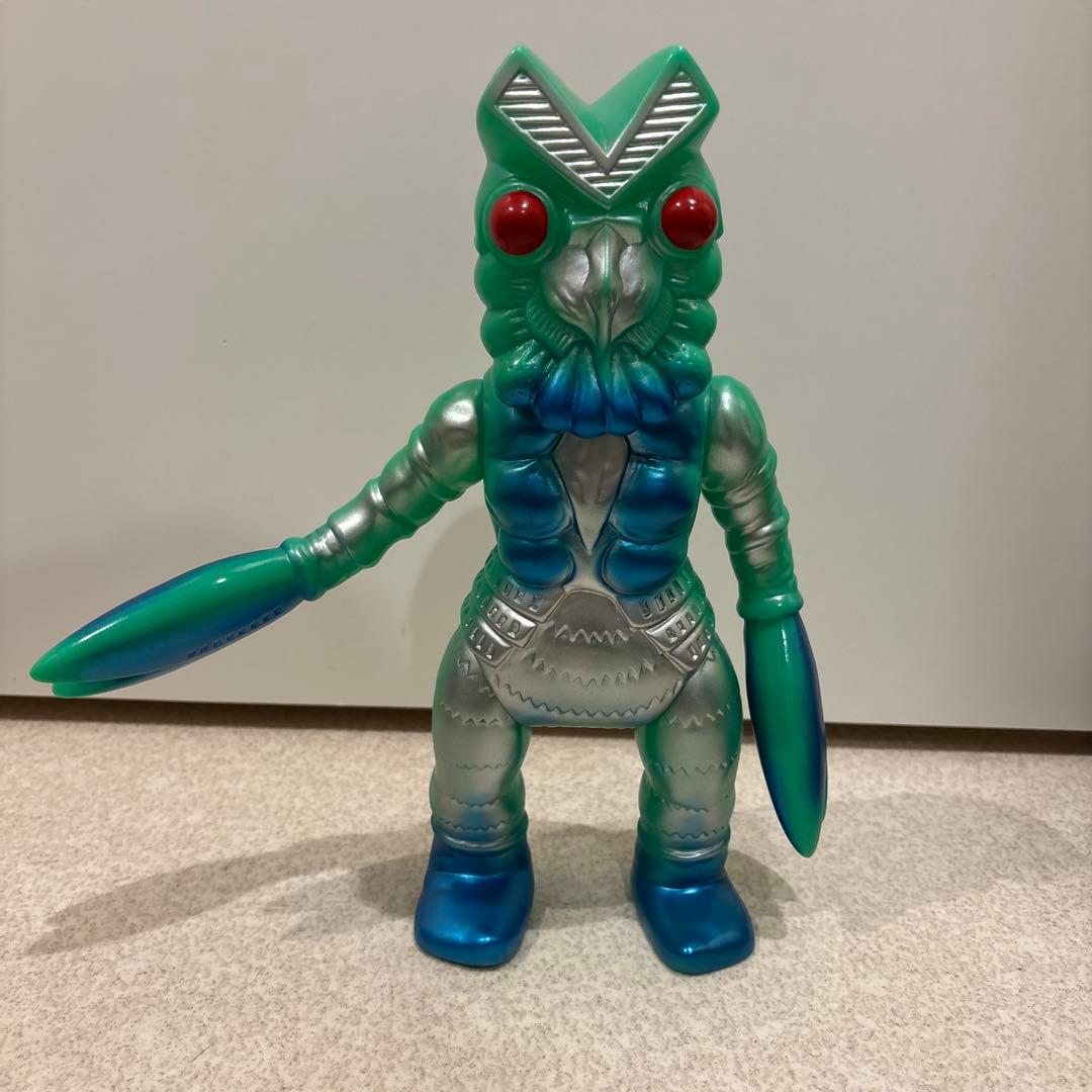 マルサン ウルトラマン 対 バルタン星人 450セット 電波塔 ソフビ