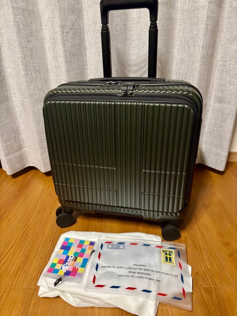 イノベーター　スーツケース　INV20 Olive Drab 33L Cabin