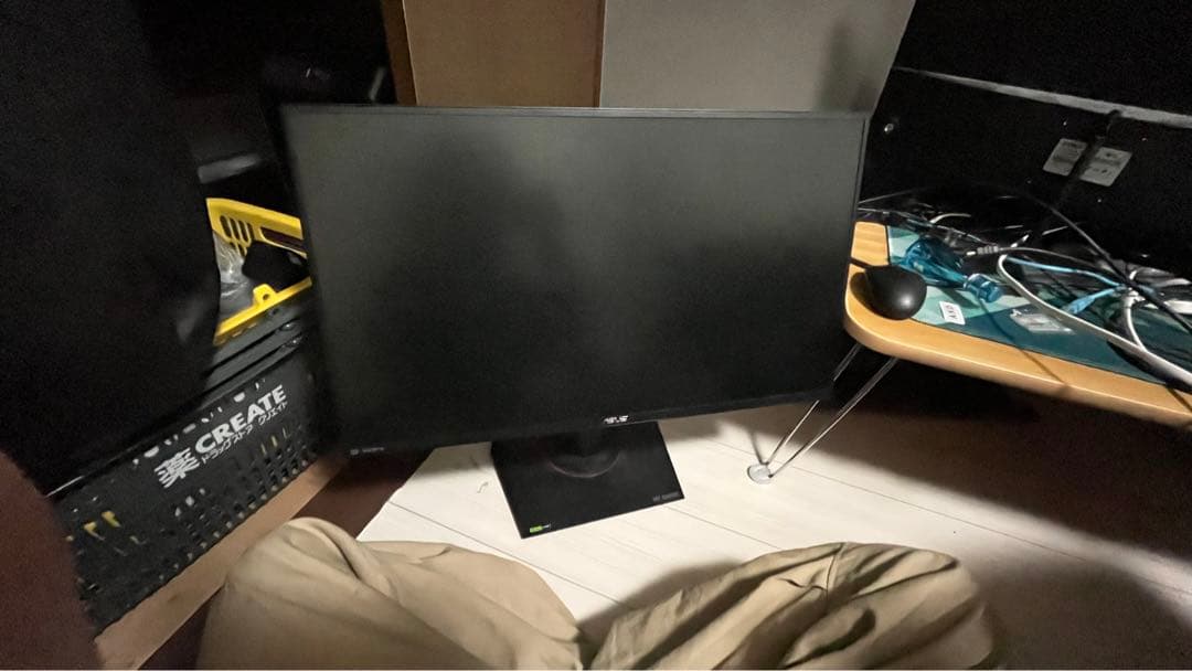 ゲーミングモニター240fps ASUS