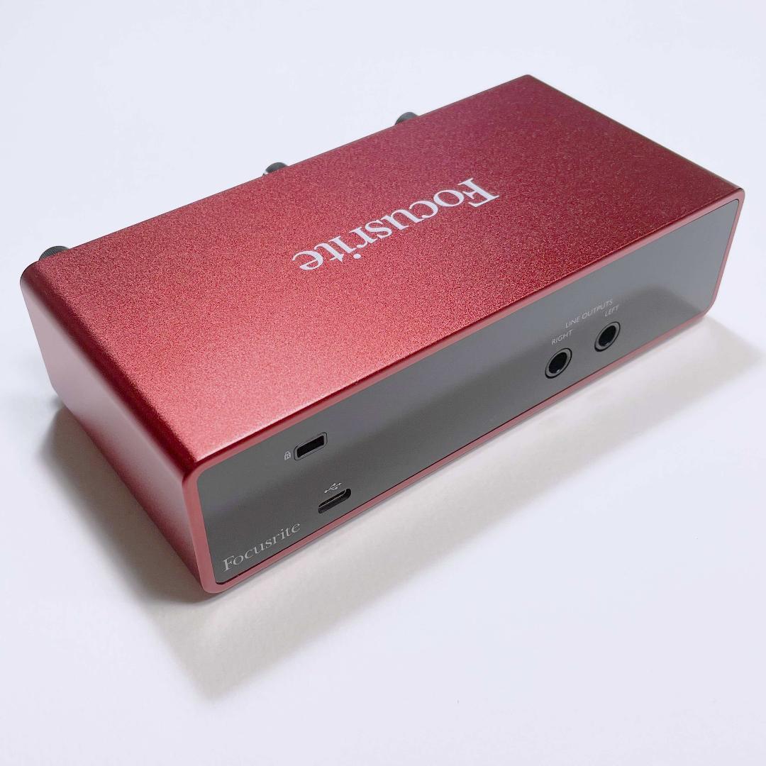 Focusrite Scarlett 2i2 Gen3 インターフェース