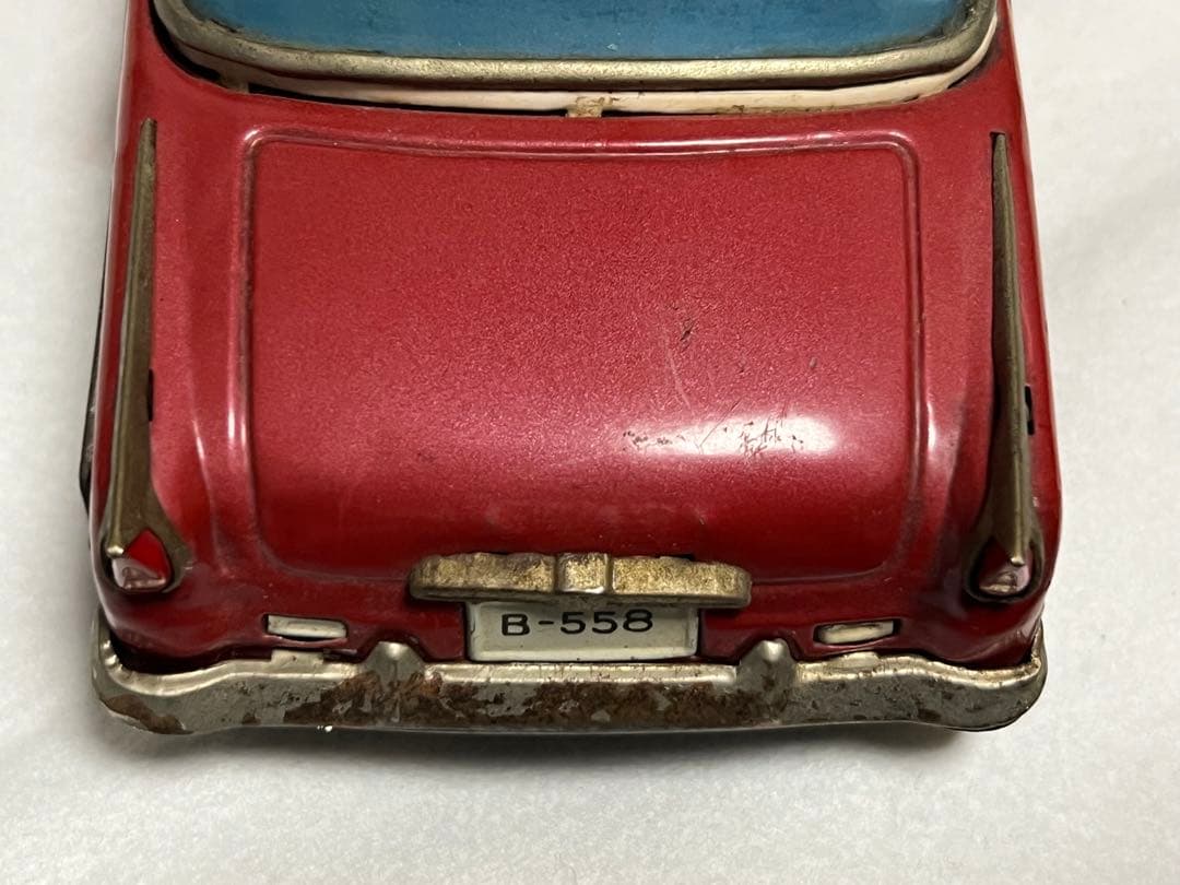 昭和レトロ初代プリンススカイライン　赤色　ブリキ BANDAIバンダイ