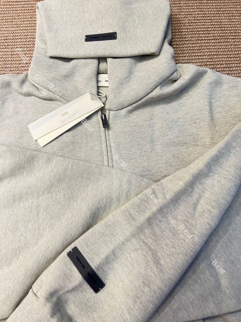 FEAR OF GOD ESSENTIALSジップアップ パーカー薄い灰色dye
