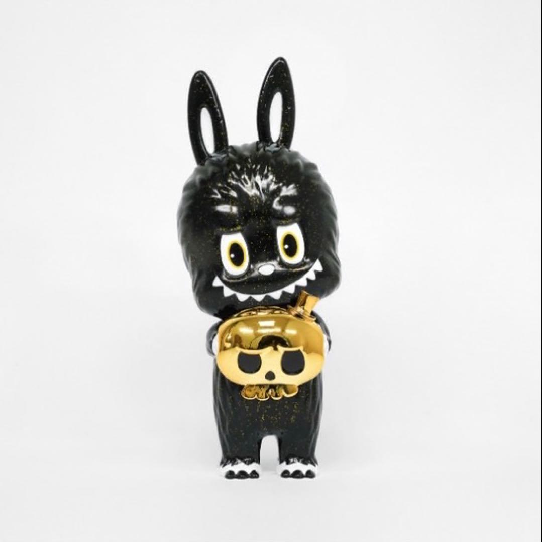 その他 Labubu Tycoco Cre (Black+Chrome Gold)