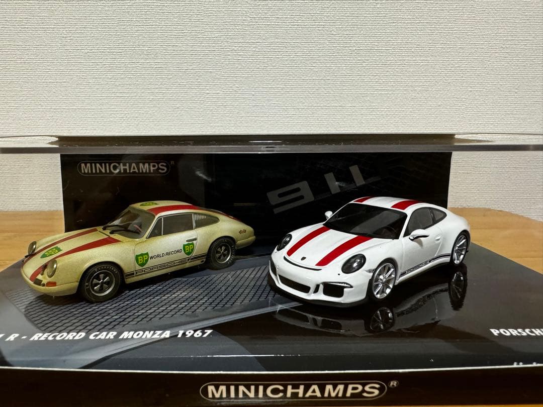 【MINICHAMPS】限定499台 Porsche911R 2016/1967