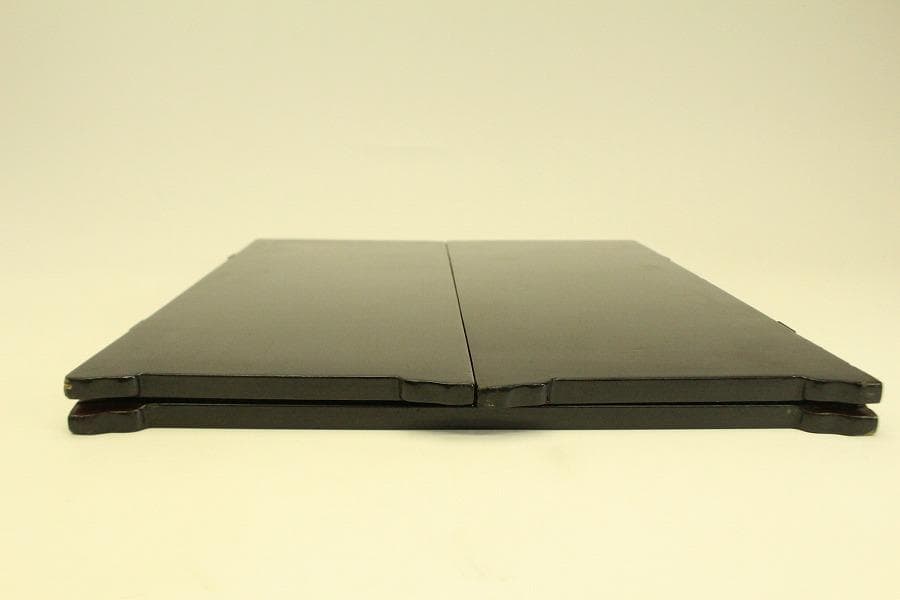 螺鈿 釣り人物 風景 飾 二枚折 置物(A973)